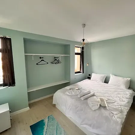 Kadikoey Alex 5k Apartamento *