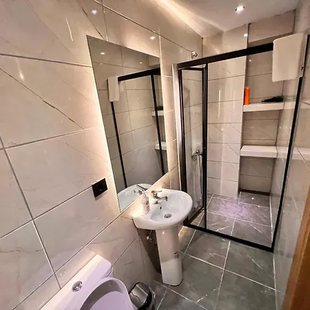 Kadikoey Alex 5k Apartment *